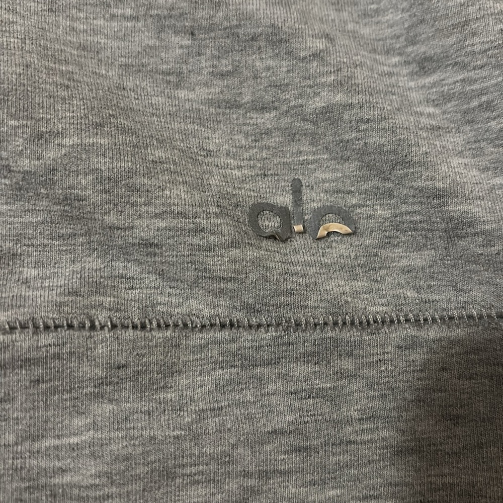 Alo cropped top - Picture 3 of 4